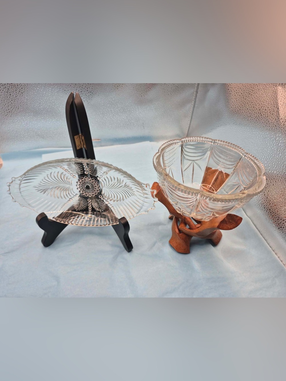 Vintage MCM Glass Serving Bowls with Feather & Pearls - Pickle Dish & Nut Bowl